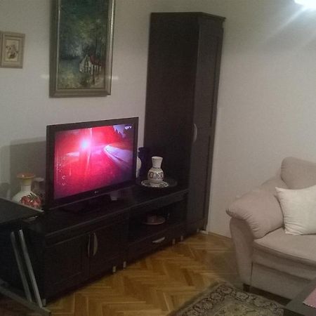 Apartman Mario Osijek Eksteriør billede